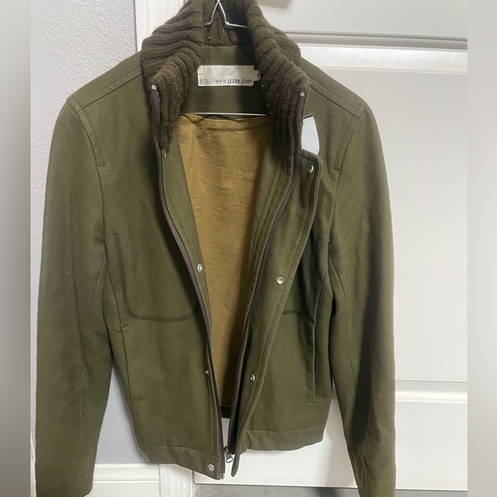 Izzue men’s Olive Green Jacket